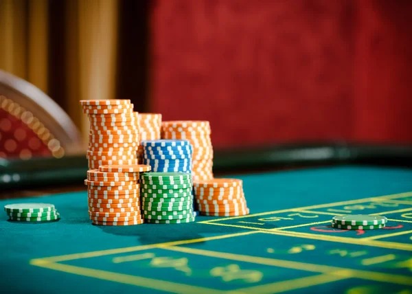 qqraya Flexible stake tiers
